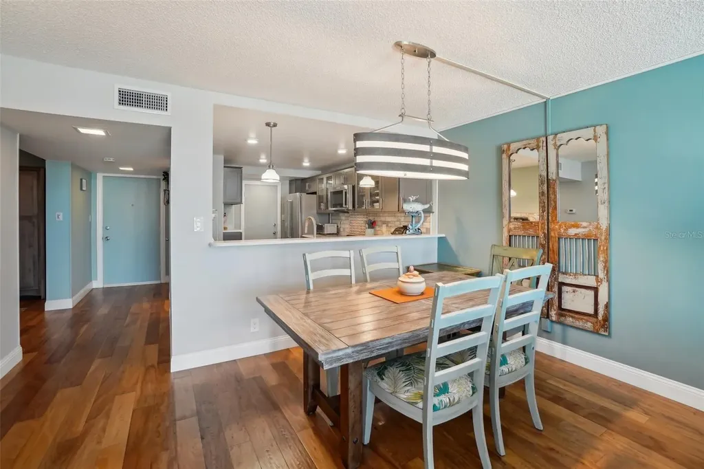 7400 Sun Island Drive S South Pasadena FL 33707
