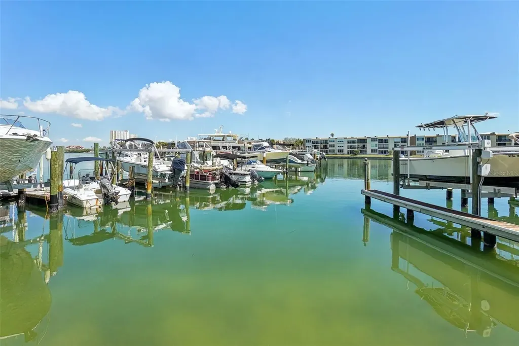 7400 Sun Island Drive S South Pasadena FL 33707