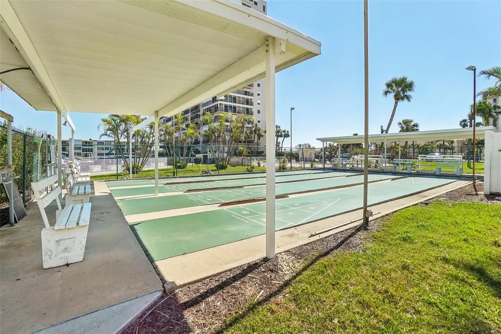 7400 Sun Island Drive S South Pasadena FL 33707