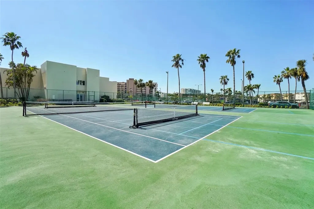 7400 Sun Island Drive S South Pasadena FL 33707