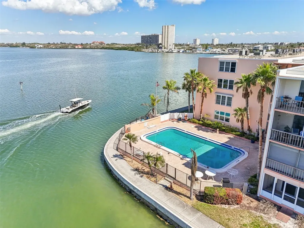 7400 Sun Island Drive S South Pasadena FL 33707