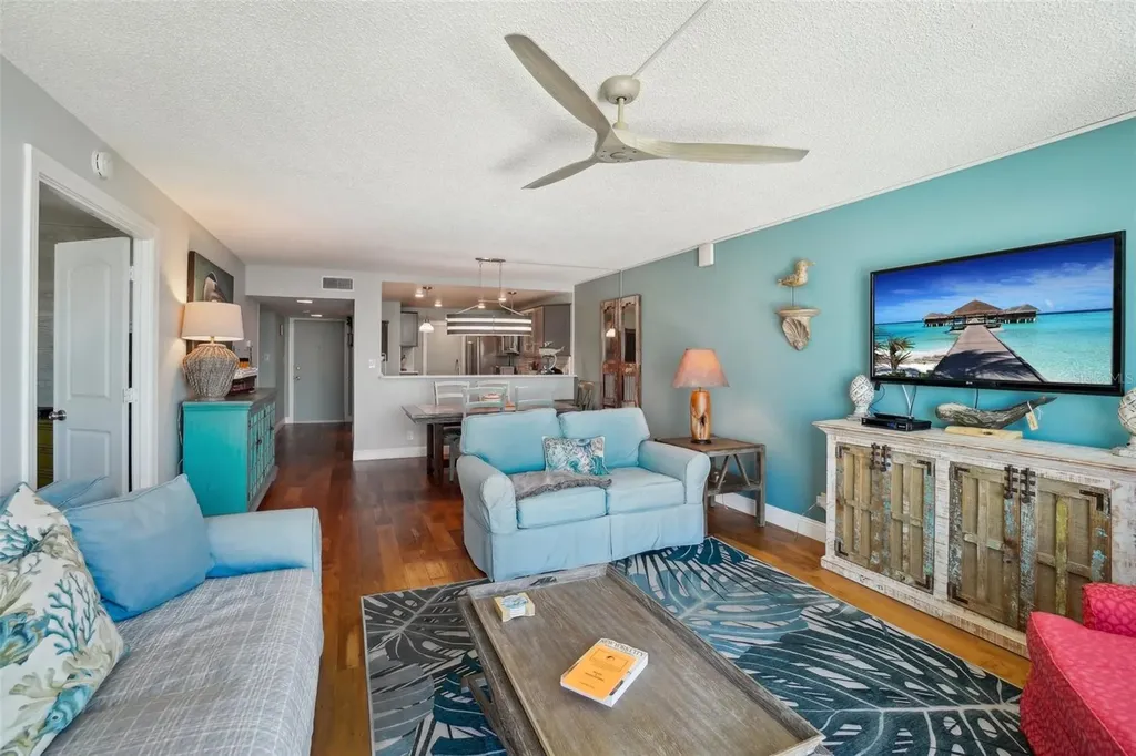 7400 Sun Island Drive S South Pasadena FL 33707