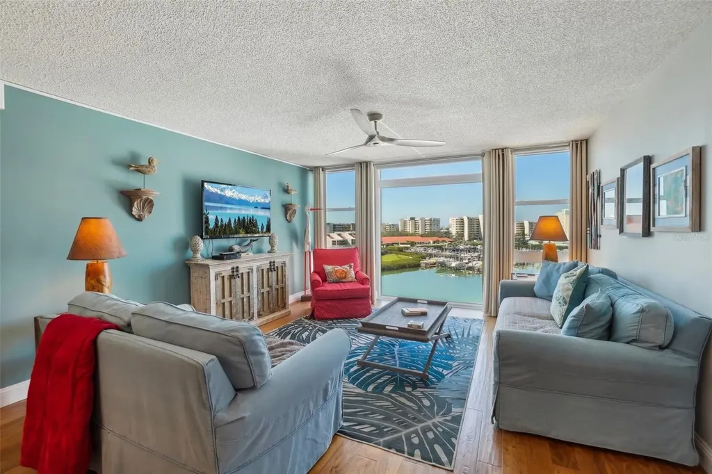 7400 Sun Island Drive S South Pasadena FL 33707