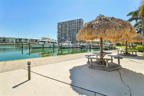 7400 Sun Island Drive S South Pasadena FL 33707