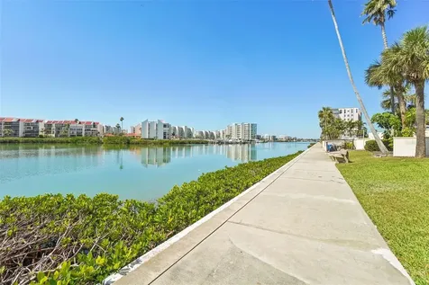 7400 Sun Island Drive S South Pasadena FL 33707