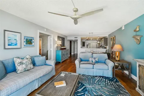 7400 Sun Island Drive S South Pasadena FL 33707