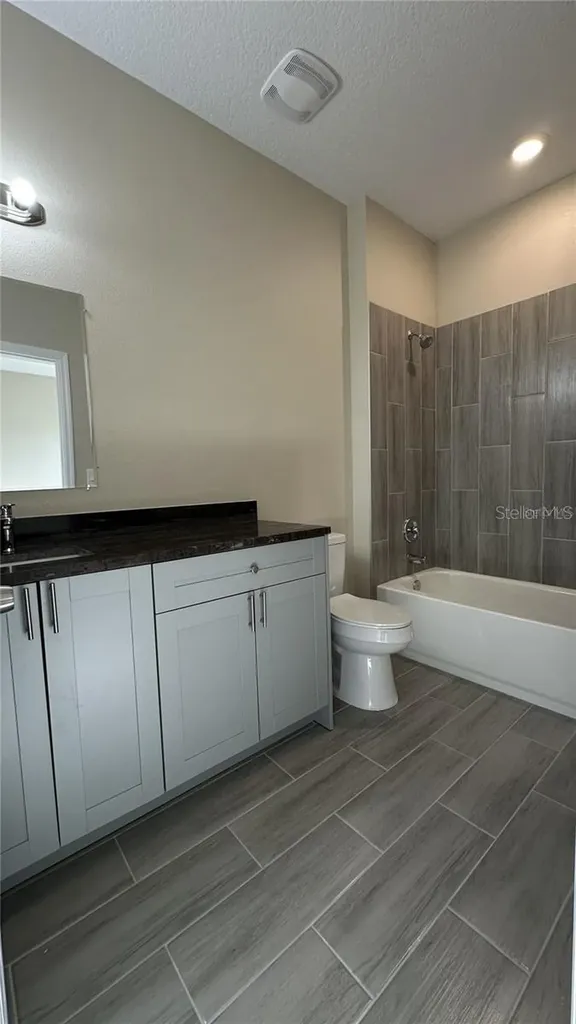 619 Lake Shore Parkway Davenport FL 33896