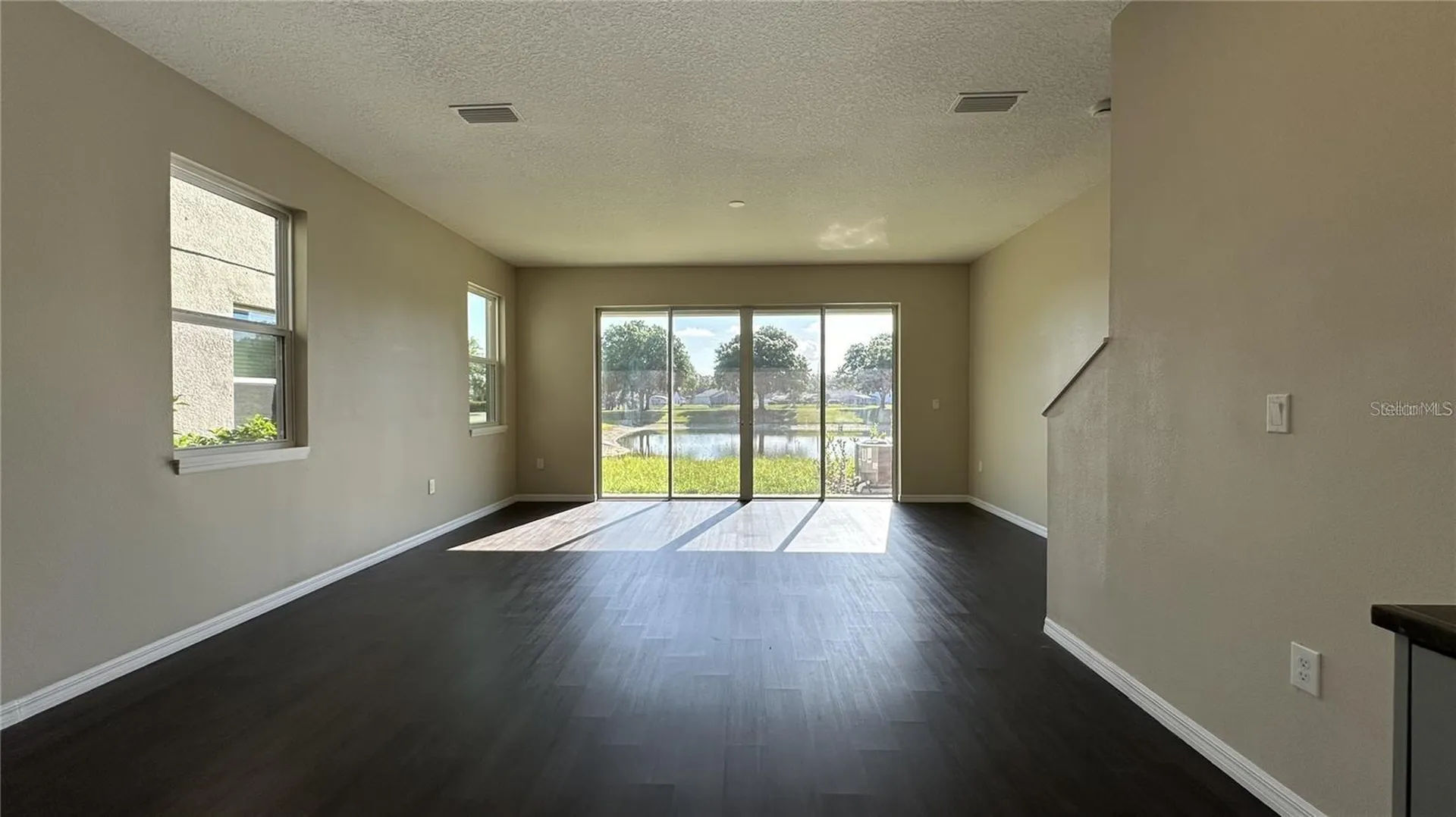 619 Lake Shore Parkway Davenport FL 33896