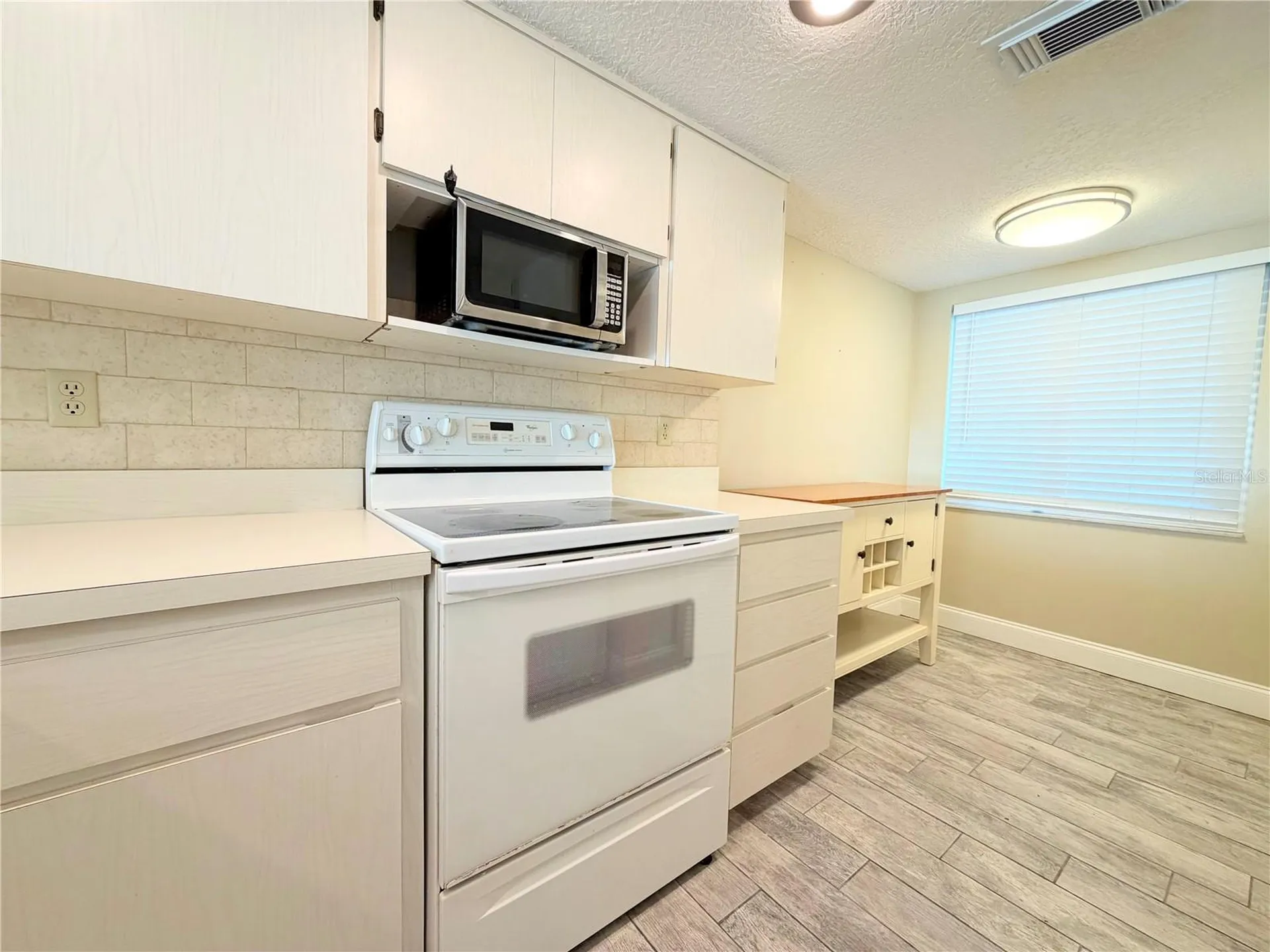 4550 Bay Boulevard Port Richey FL 34668