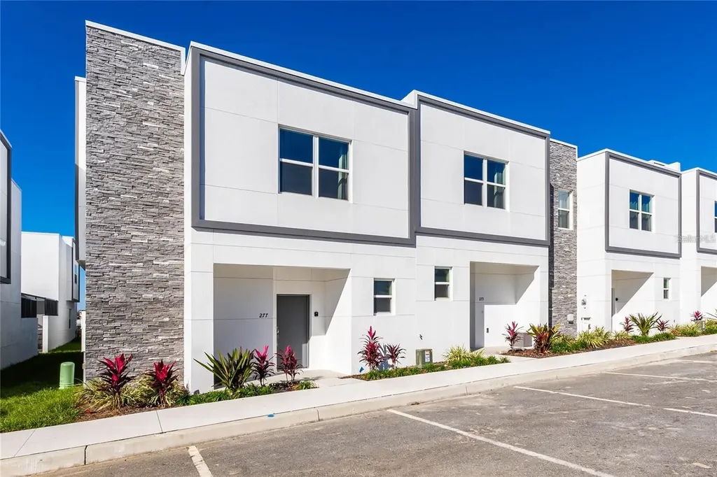 392 Famagusta Drive Davenport FL 33896
