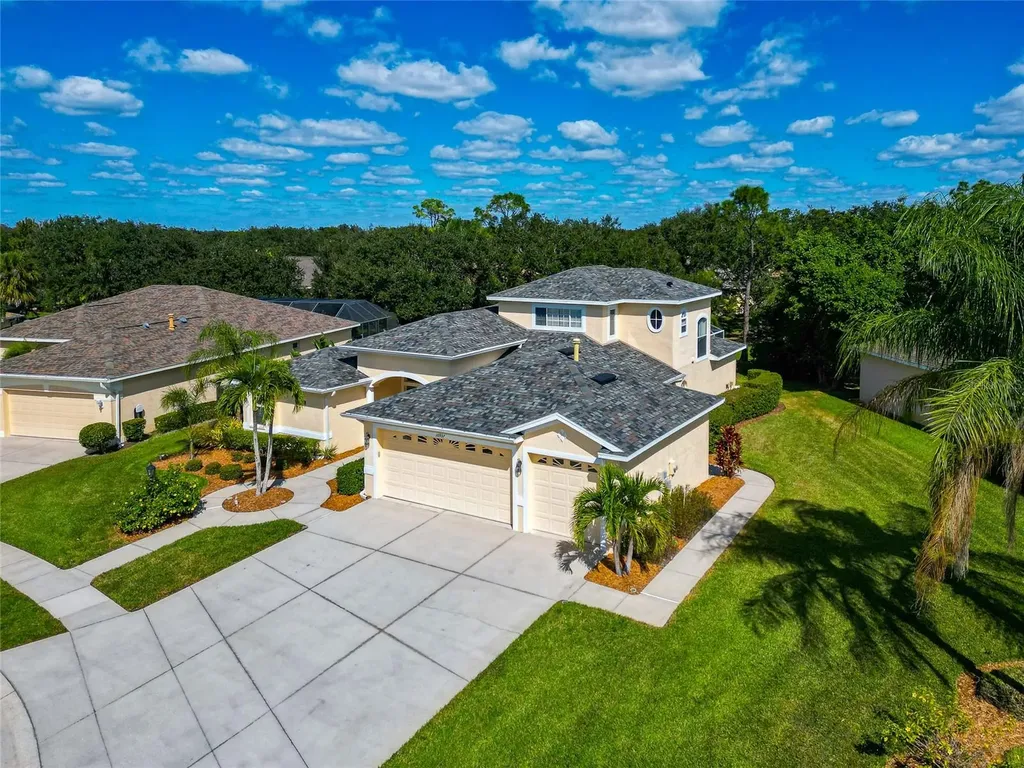 10937 Bluestem Circle Lakewood Ranch FL 34202