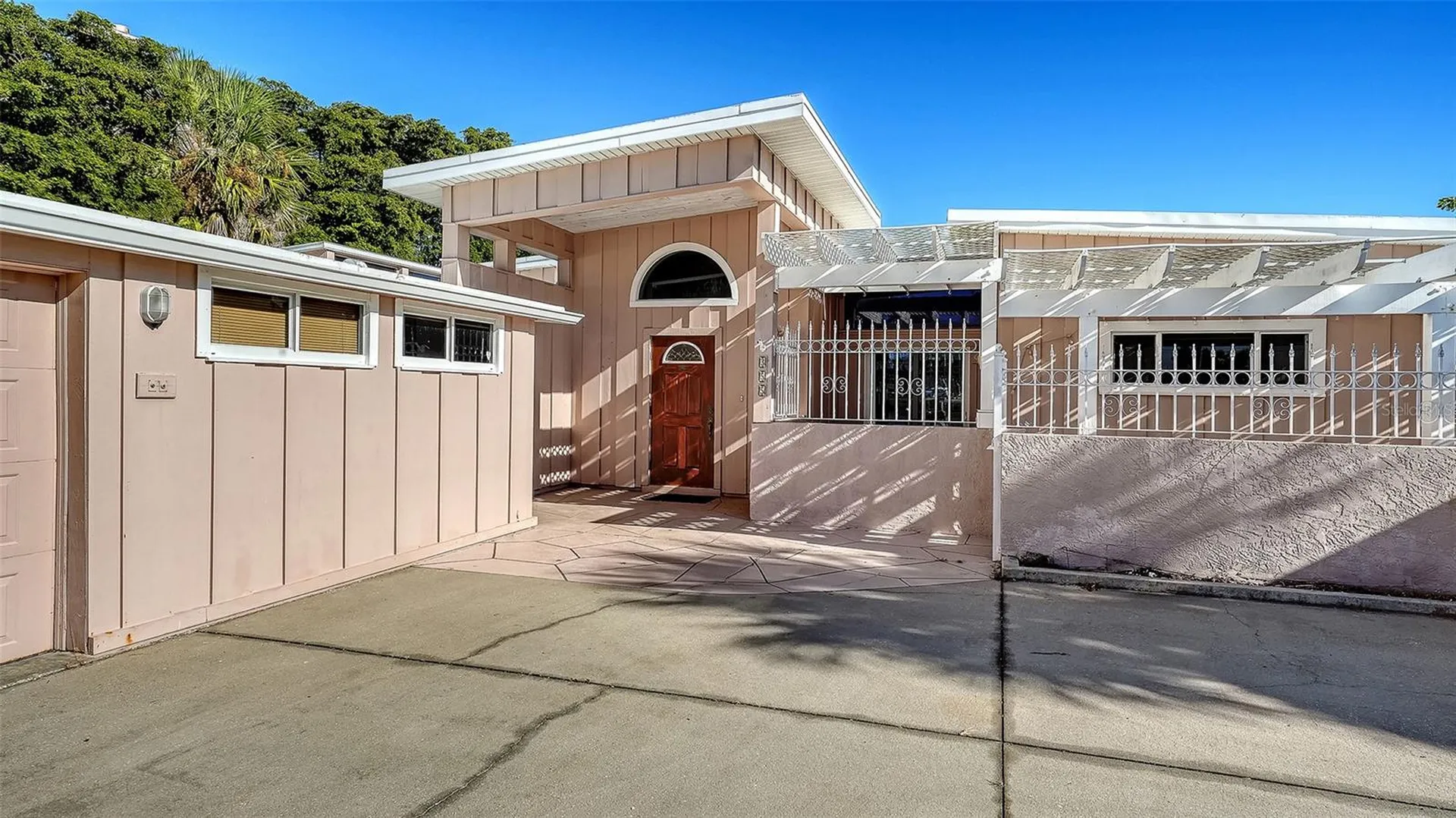 355 S Shore Drive Sarasota FL 34234