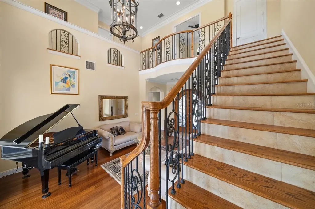 211 Poinciana Lane Largo FL 33770