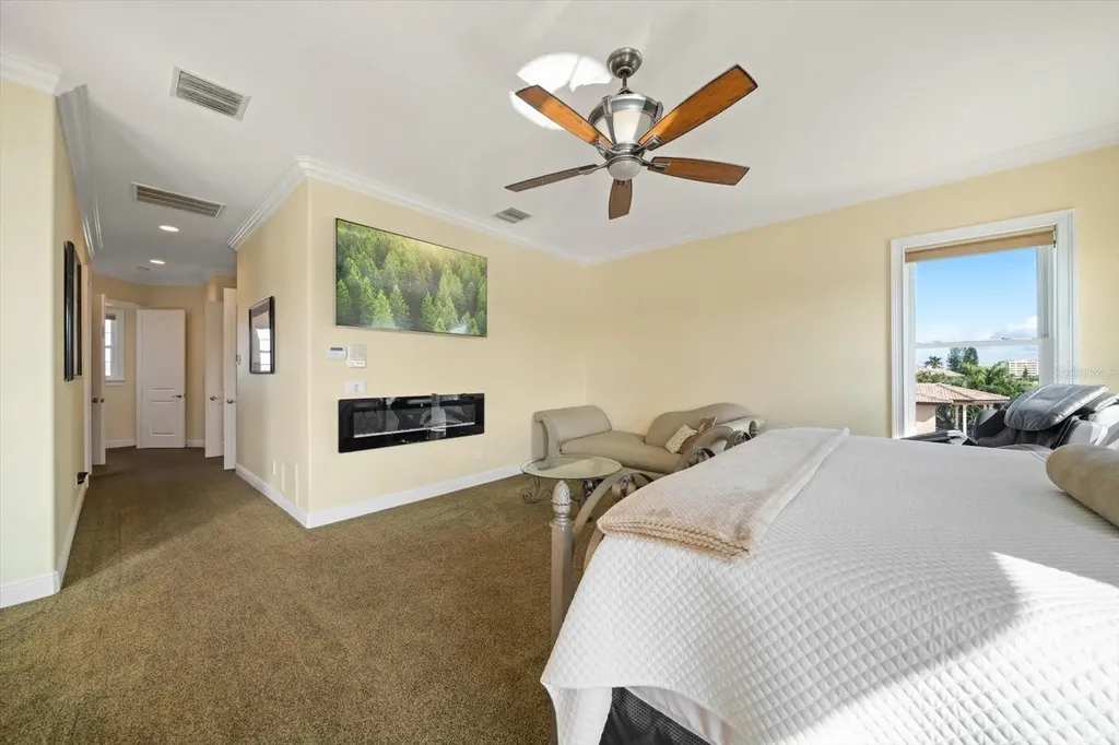 211 Poinciana Lane Largo FL 33770