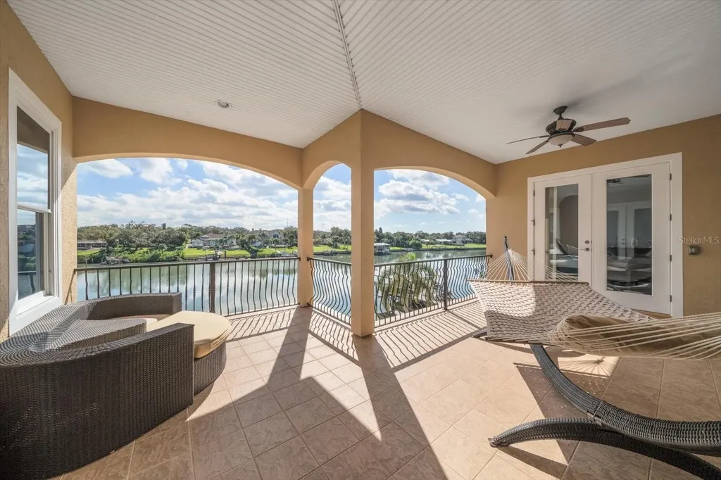 211 Poinciana Lane Largo FL 33770