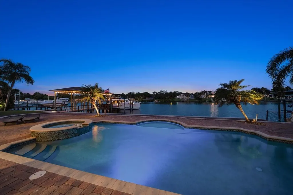 211 Poinciana Lane Largo FL 33770