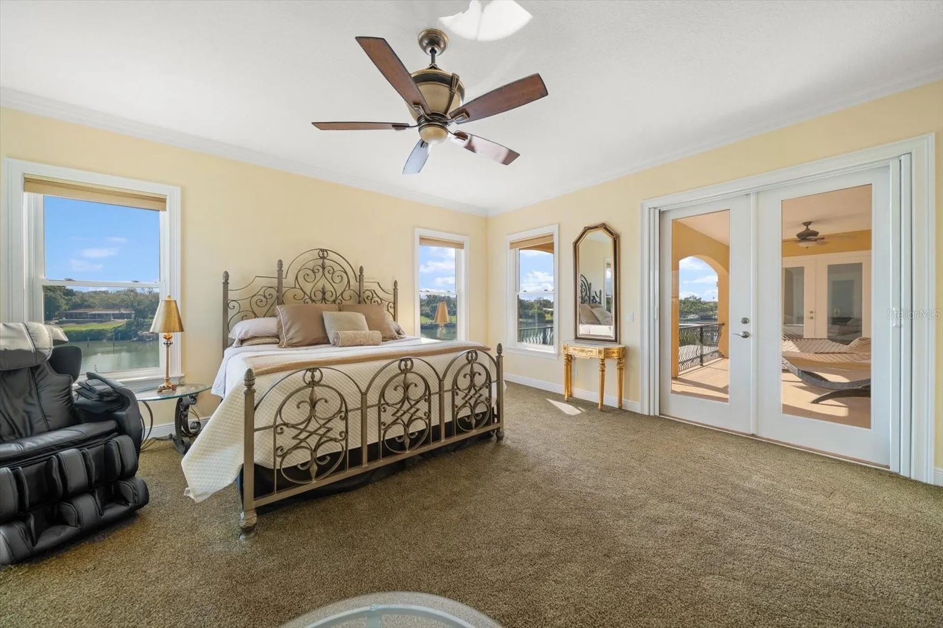 211 Poinciana Lane Largo FL 33770