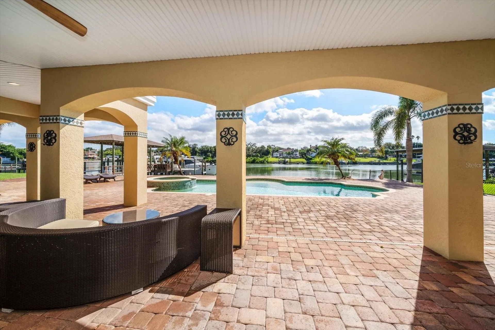 211 Poinciana Lane Largo FL 33770