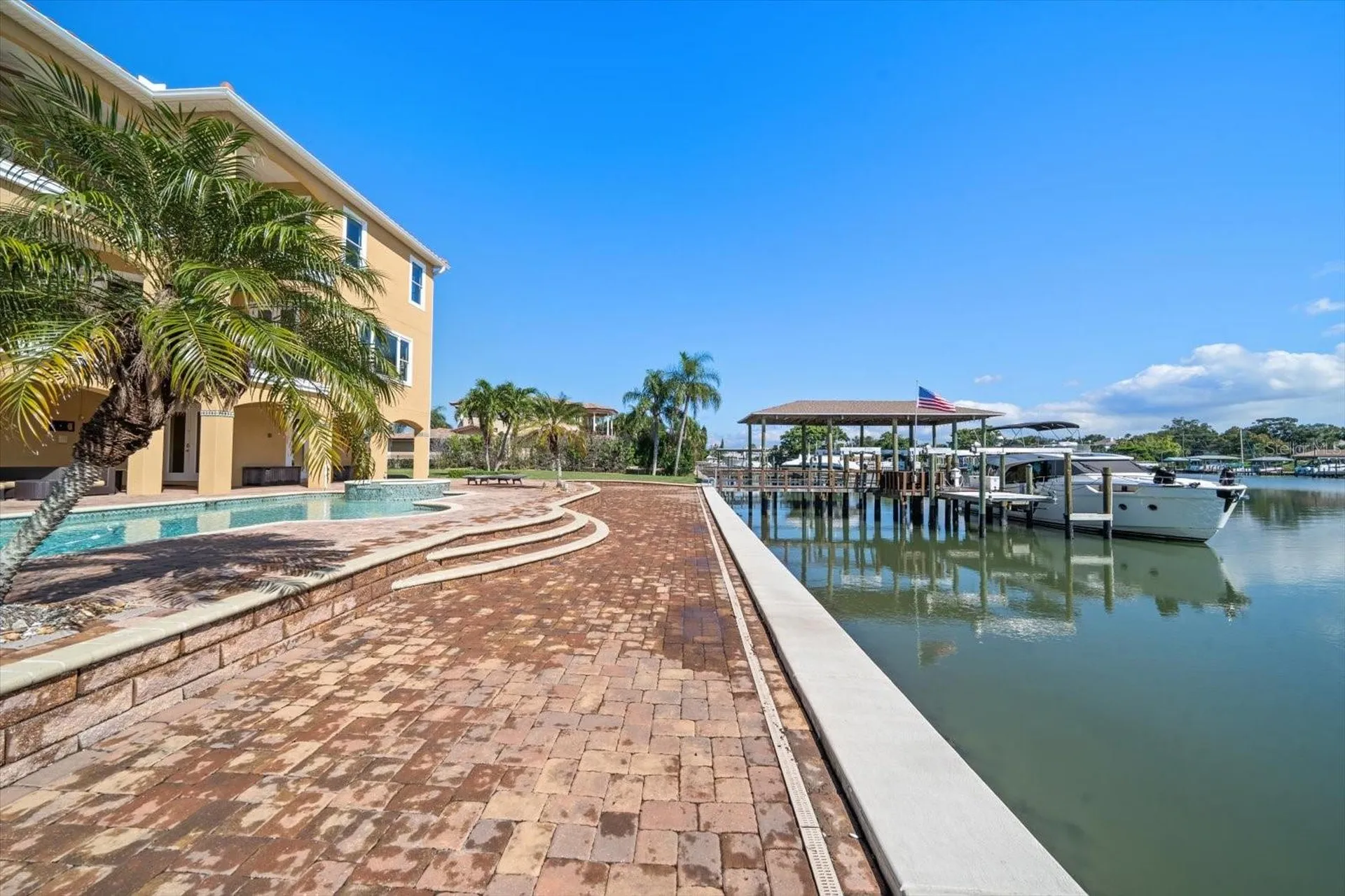 211 Poinciana Lane Largo FL 33770