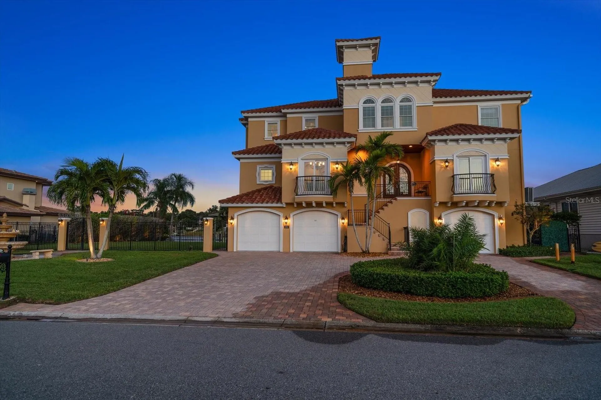 211 Poinciana Lane Largo FL 33770