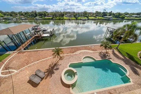 211 Poinciana Lane Largo FL 33770