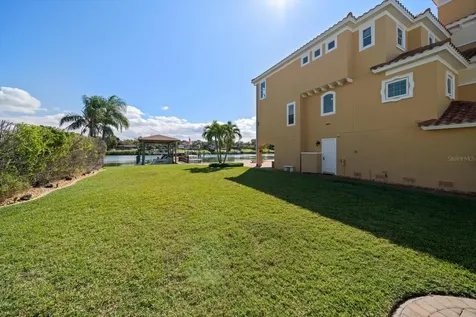 211 Poinciana Lane Largo FL 33770