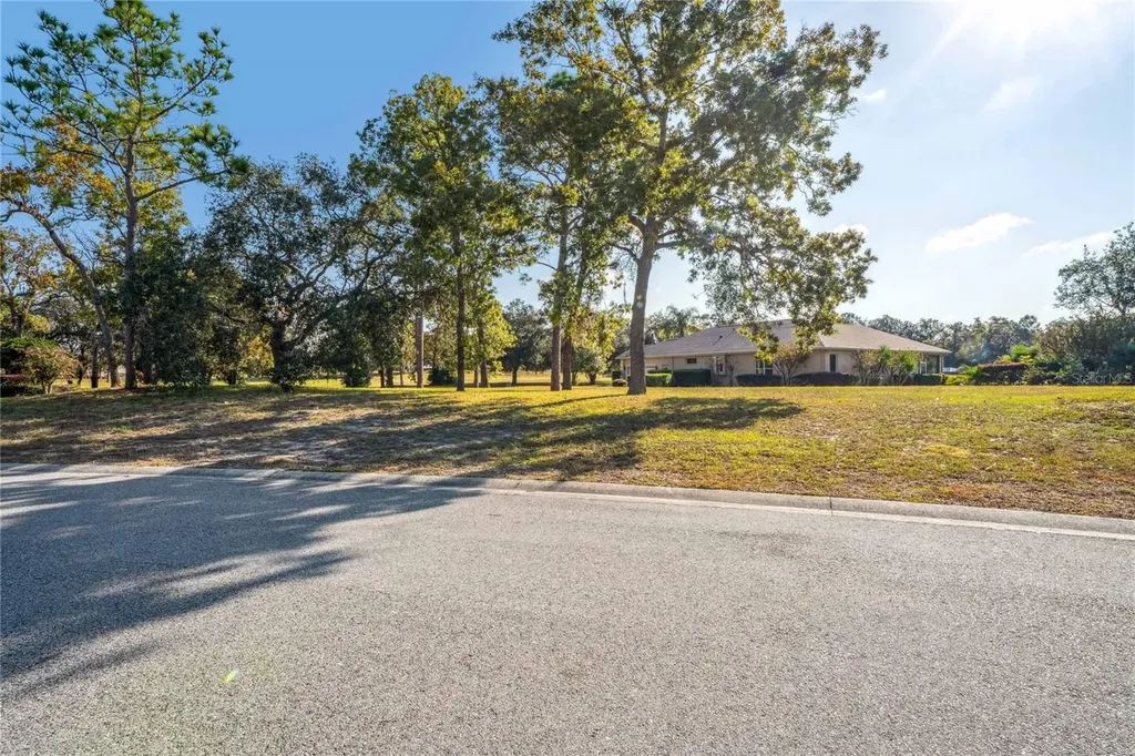 9298 Grand Cypress Drive Weeki Wachee FL 34613