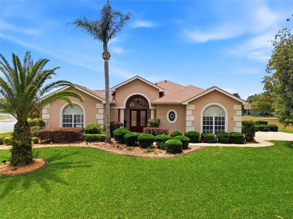 9298 Grand Cypress Drive Weeki Wachee FL 34613
