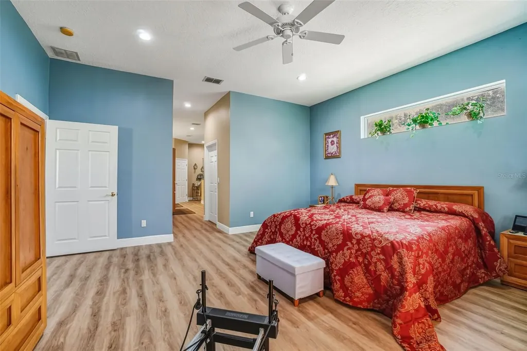 2216 N County Road 426 Oviedo FL 32765
