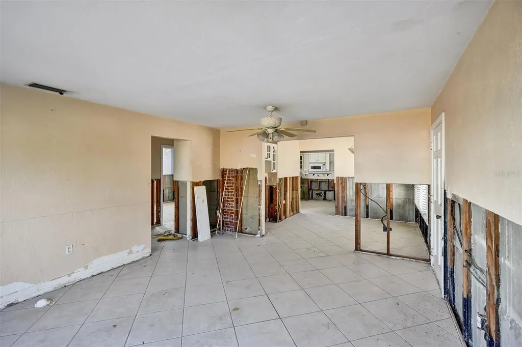 135 143rd Avenue E Madeira Beach FL 33708
