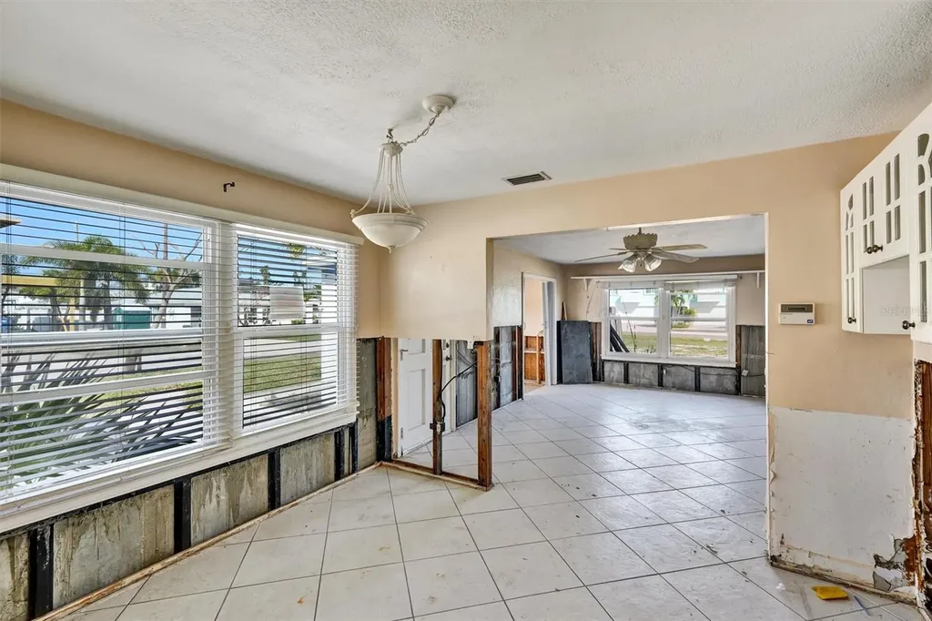 135 143rd Avenue E Madeira Beach FL 33708