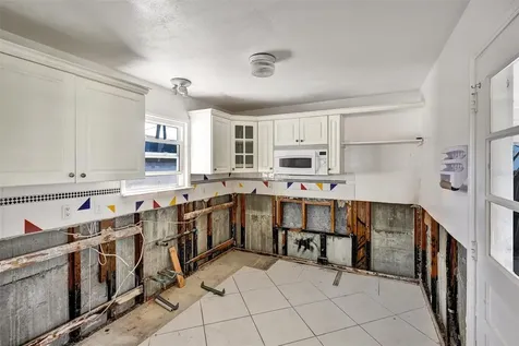 135 143rd Avenue E Madeira Beach FL 33708