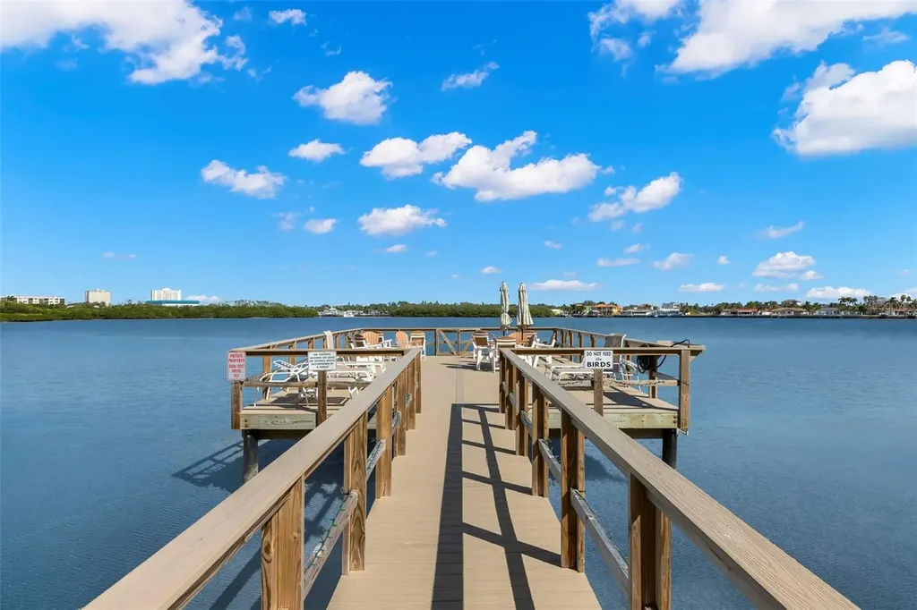 1847 Shore Drive S South Pasadena FL 33707
