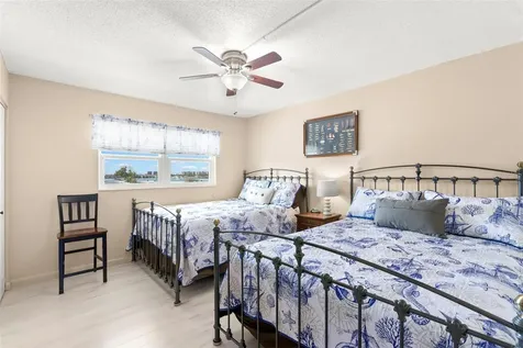 1847 Shore Drive S South Pasadena FL 33707