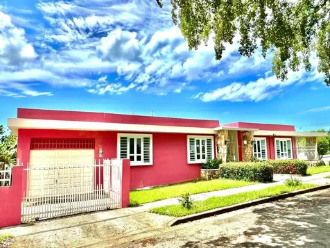 3 Luhn Urb. Victor Braegger Guaynabo PR 00966
