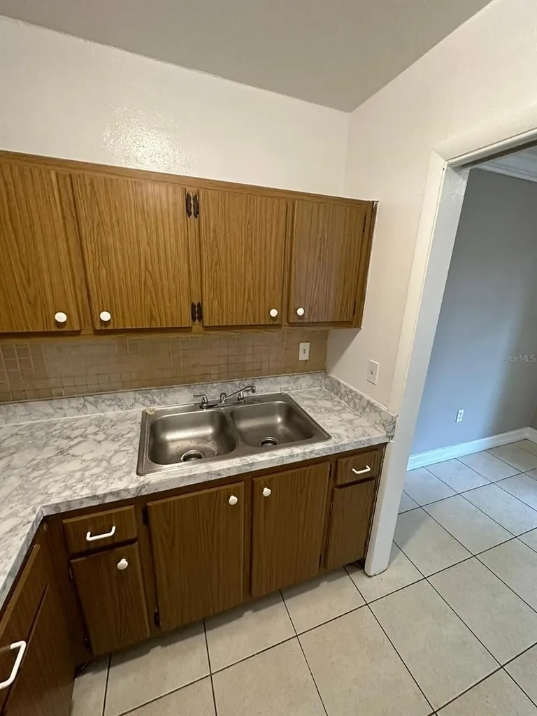 1830 Maravilla Avenue Fort Myers FL 33901