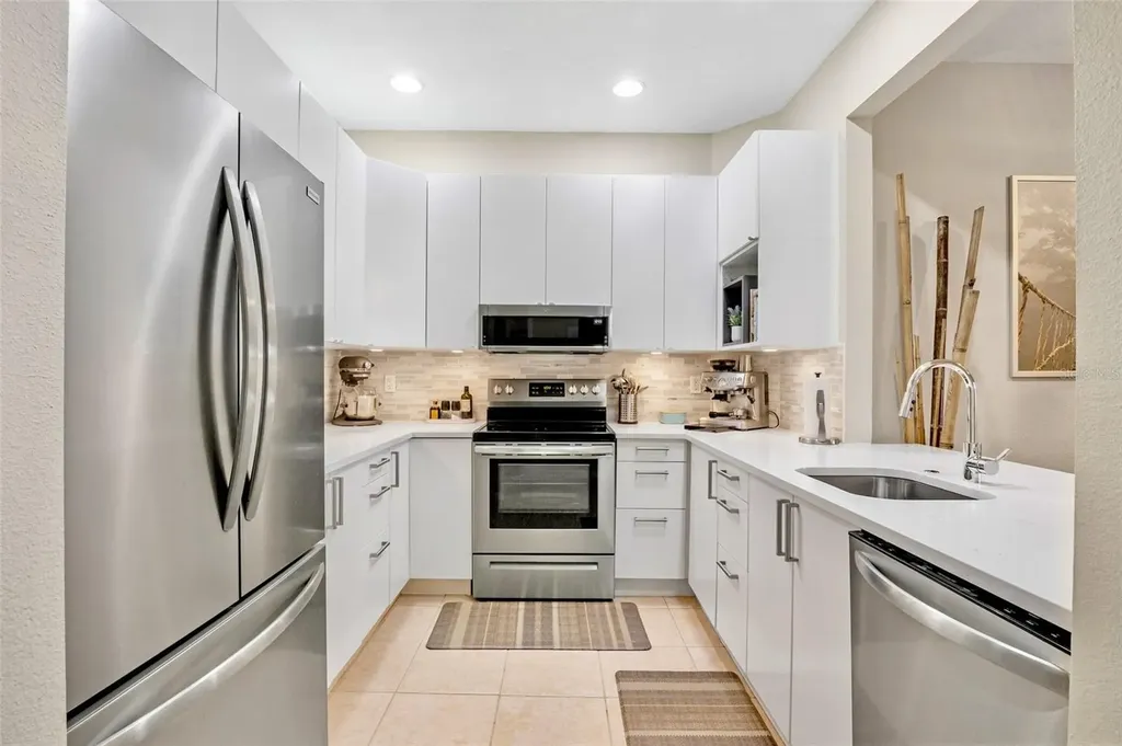 3537 Parkridge Circle Sarasota FL 34243