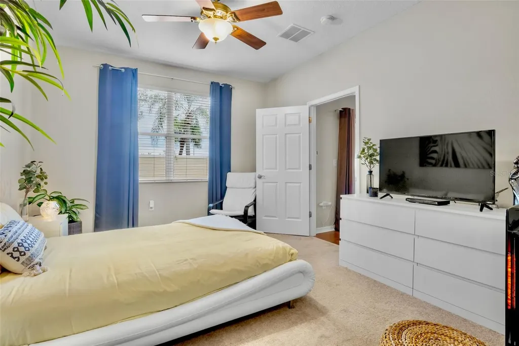 3537 Parkridge Circle Sarasota FL 34243