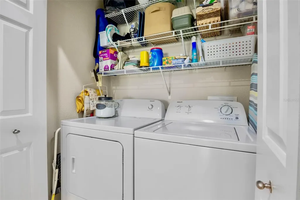 3537 Parkridge Circle Sarasota FL 34243