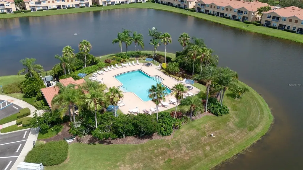 3537 Parkridge Circle Sarasota FL 34243