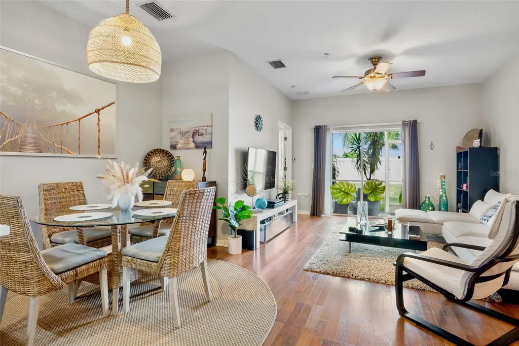 3537 Parkridge Circle Sarasota FL 34243