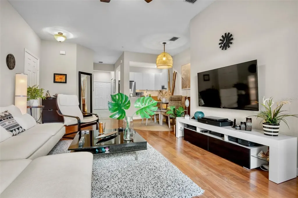 3537 Parkridge Circle Sarasota FL 34243