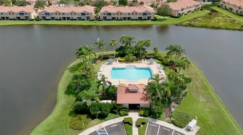 3537 Parkridge Circle Sarasota FL 34243