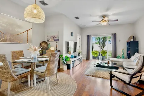 3537 Parkridge Circle Sarasota FL 34243