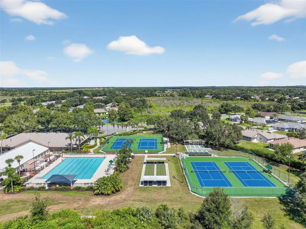 21202 Braveheart Drive Leesburg FL 34748