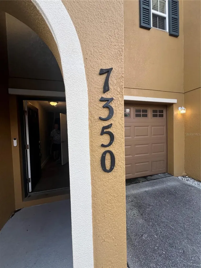 7350 Black Walnut Way Lakewood Ranch FL 34202