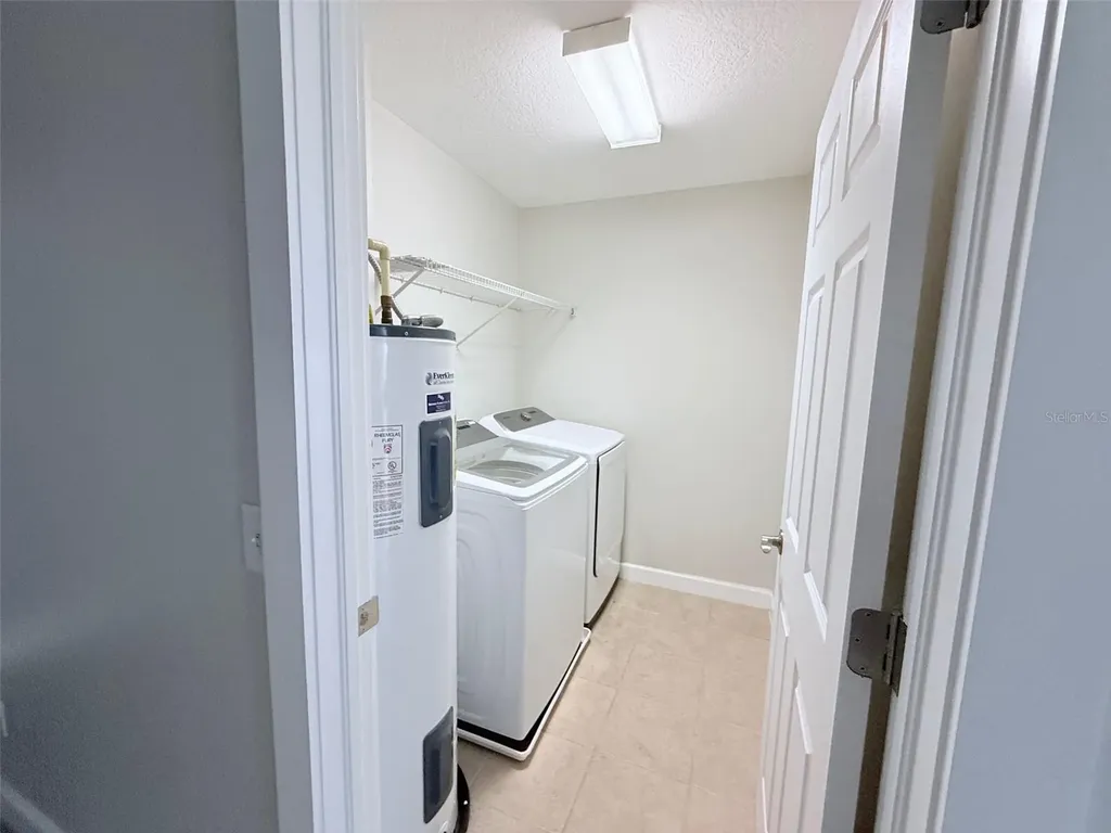 7350 Black Walnut Way Lakewood Ranch FL 34202