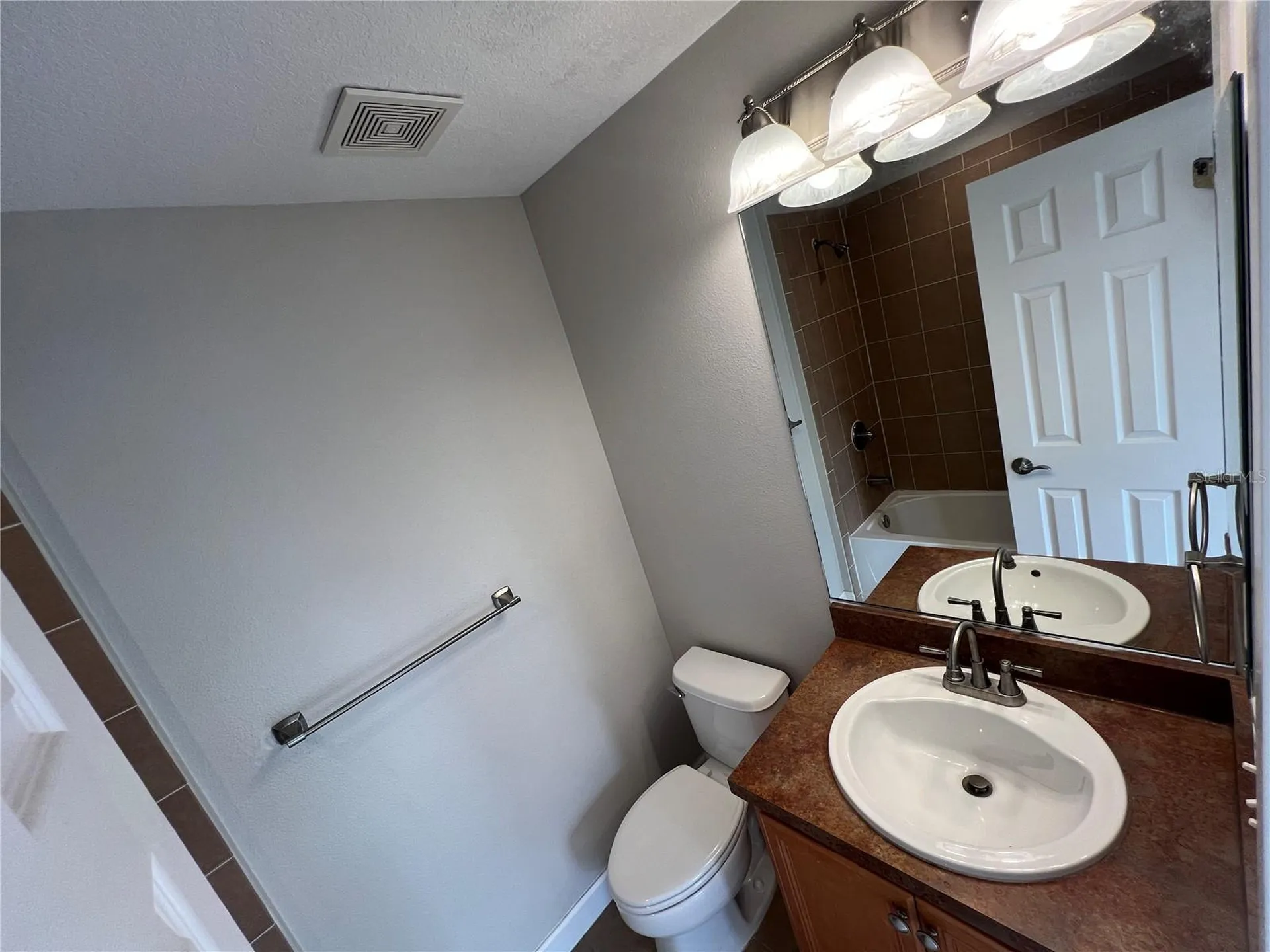 7350 Black Walnut Way Lakewood Ranch FL 34202