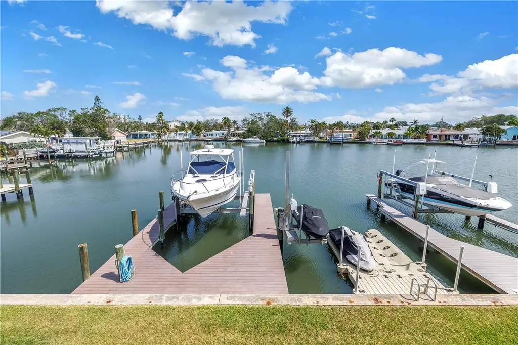 100 Windrush Boulevard Indian Rocks Beach FL 33785