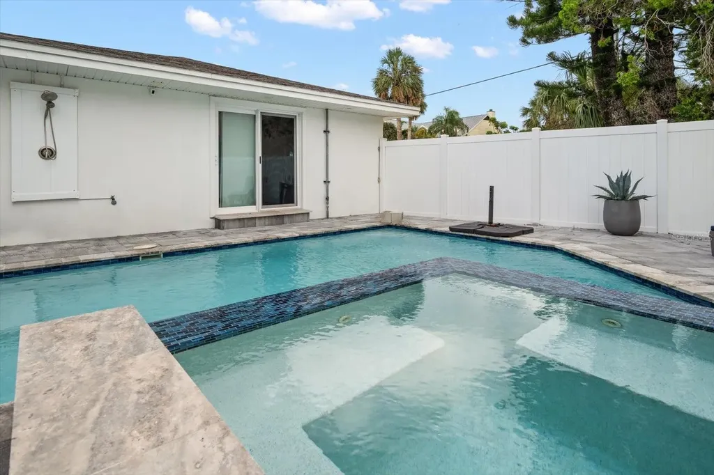 1018 Bay Esplanade Clearwater Beach FL 33767